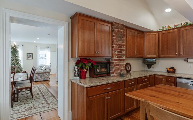 7 Rogers Street, Walpole, NH 03608