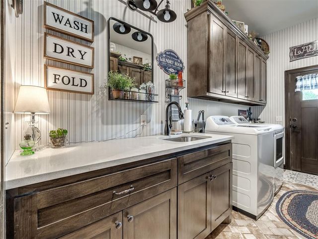 8432 SW 110th Court, Oklahoma City, OK 73173
