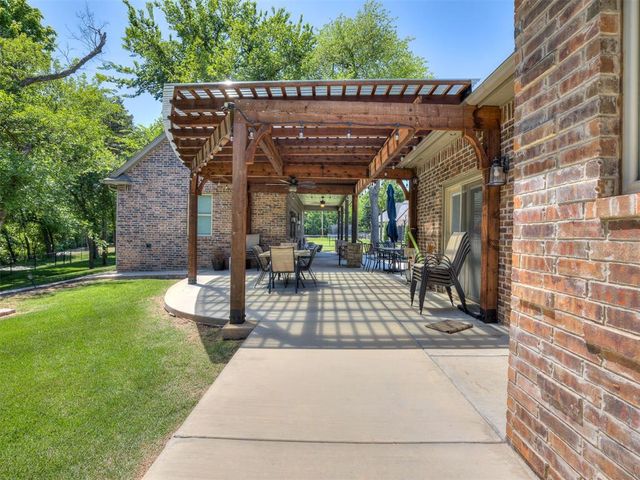 8432 SW 110th Court, Oklahoma City, OK 73173