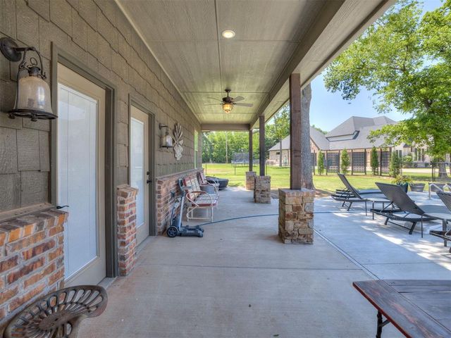 8432 SW 110th Court, Oklahoma City, OK 73173
