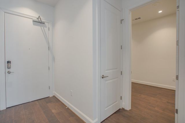 1211 Caroline Street 1008, Houston, TX 77002