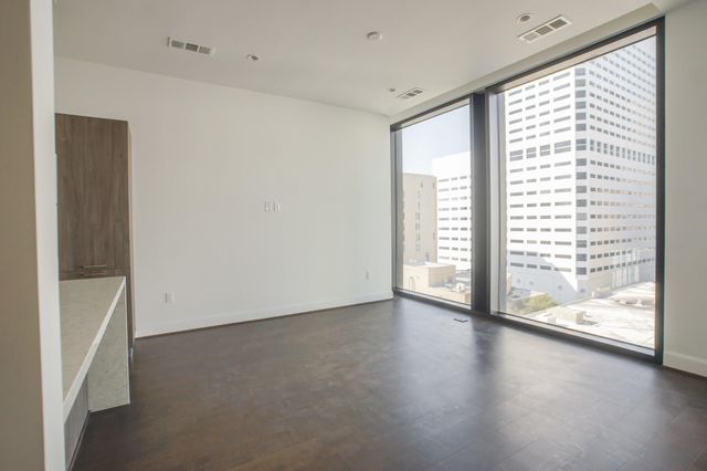 1211 Caroline Street 1008, Houston, TX 77002