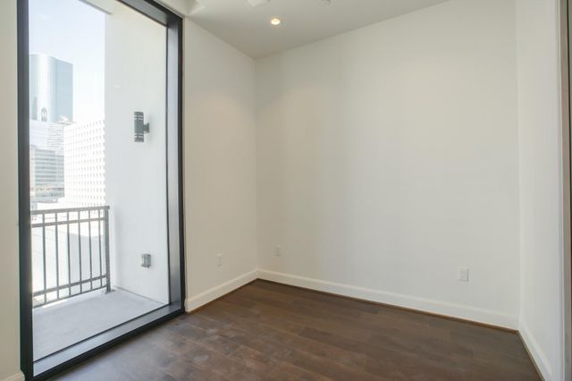 1211 Caroline Street 1008, Houston, TX 77002