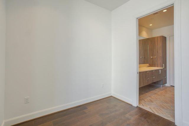 1211 Caroline Street 1008, Houston, TX 77002