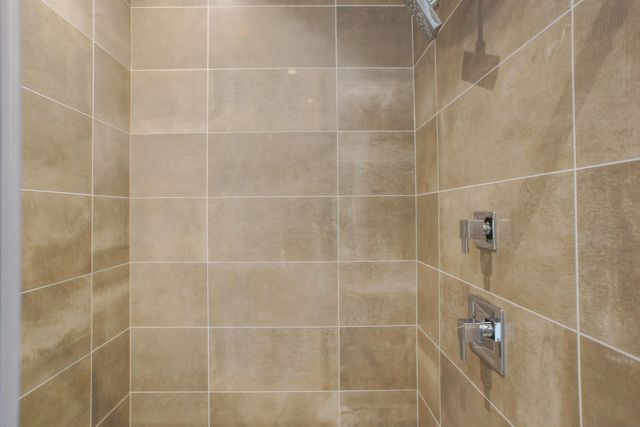 1211 Caroline Street 1008, Houston, TX 77002