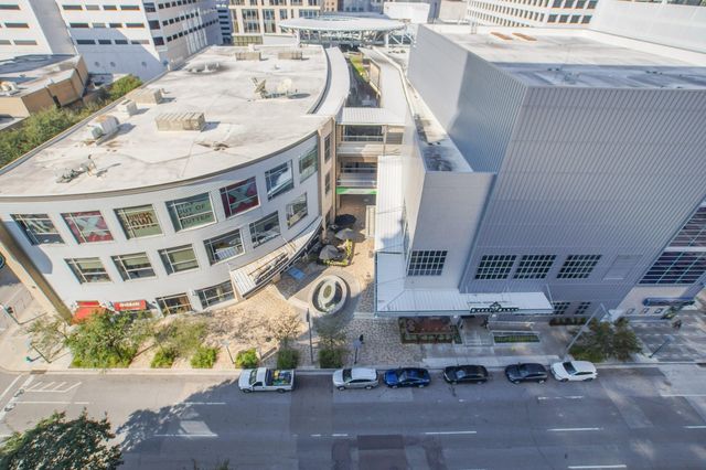 1211 Caroline Street 1008, Houston, TX 77002