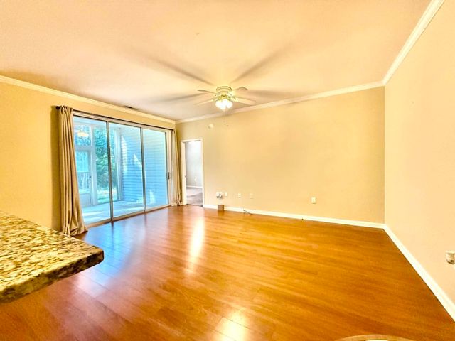 4814 Innisbrook Ct Apt 402, Myrtle Beach, SC 29579