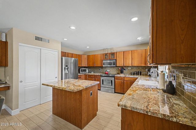 1162 E SHEFFIELD Avenue, Chandler, AZ 85225