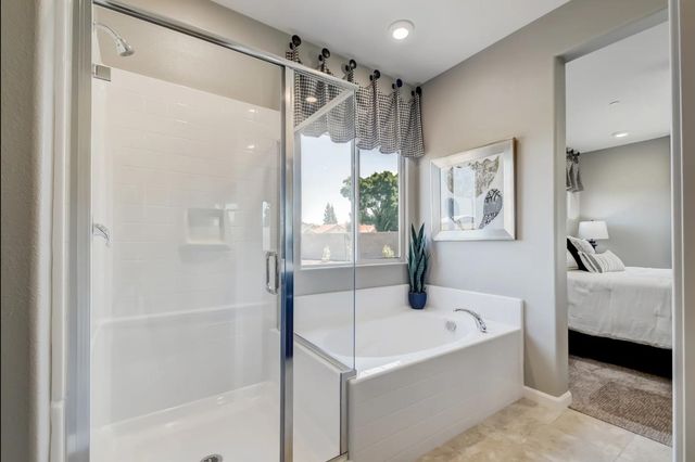 1001 Lucia Avenue, Fowler, CA 93625