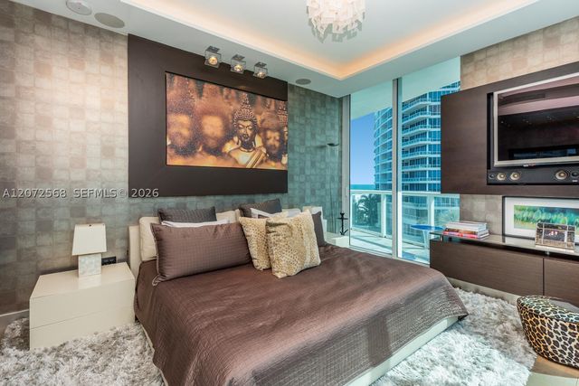 50 S Pointe Dr 905, Miami Beach, FL 33139