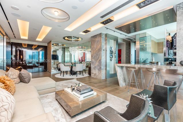 50 S Pointe Dr 905, Miami Beach, FL 33139