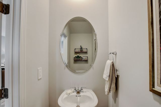 2262 Harlequin Point, Lebanon, TN 37090