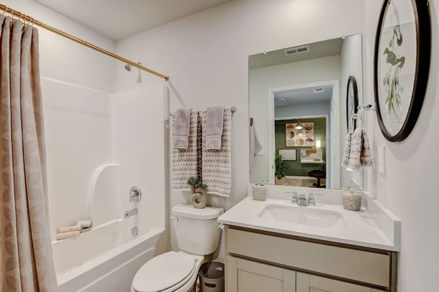 2262 Harlequin Point, Lebanon, TN 37090