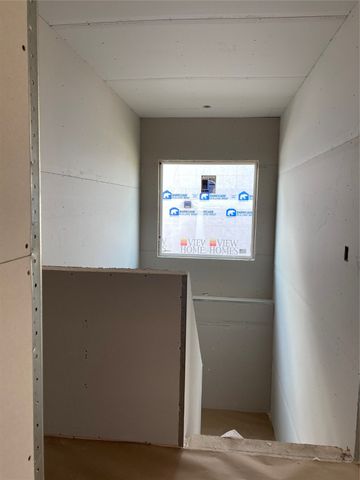 432 Napoli Avenue, West Des Moines, IA 50266