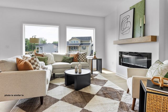 432 Napoli Avenue, West Des Moines, IA 50266