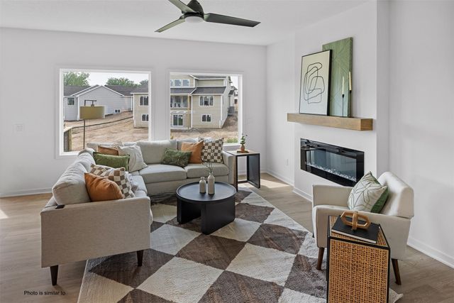 432 Napoli Avenue, West Des Moines, IA 50266