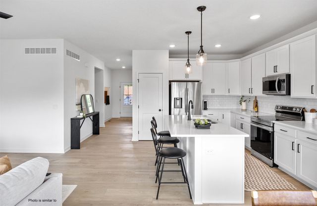 432 Napoli Avenue, West Des Moines, IA 50266