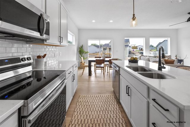 432 Napoli Avenue, West Des Moines, IA 50266