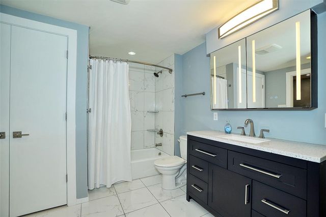 320 Fort Duquesne Blvd 12M, Downtown Pgh, PA 15222