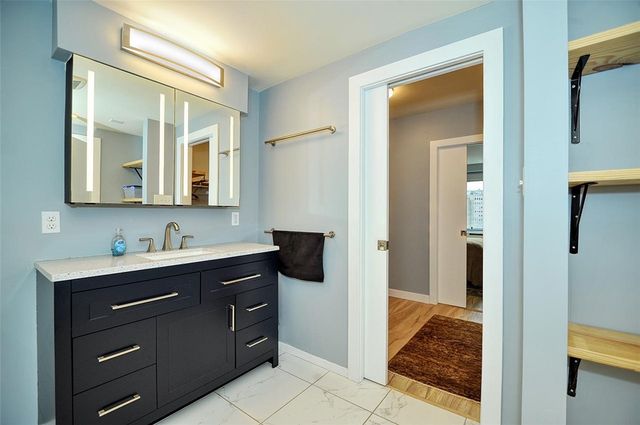 320 Fort Duquesne Blvd 12M, Downtown Pgh, PA 15222