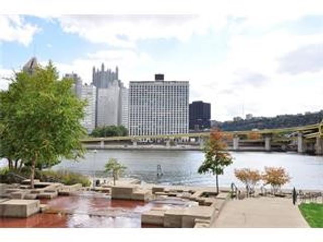 320 Fort Duquesne Blvd 12M, Downtown Pgh, PA 15222