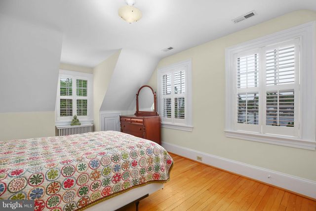 800 SYLVANIA AVE, Fredericksburg, VA 22401