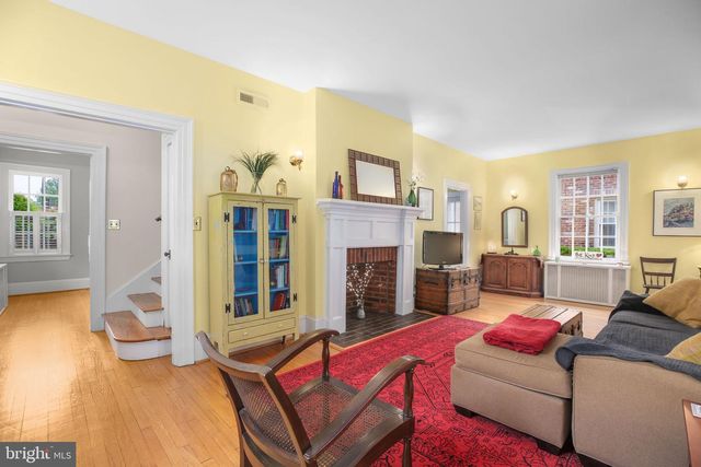 800 SYLVANIA AVE, Fredericksburg, VA 22401