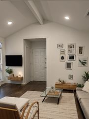 2100 Valleywood Drive, Arlington, TX 76013