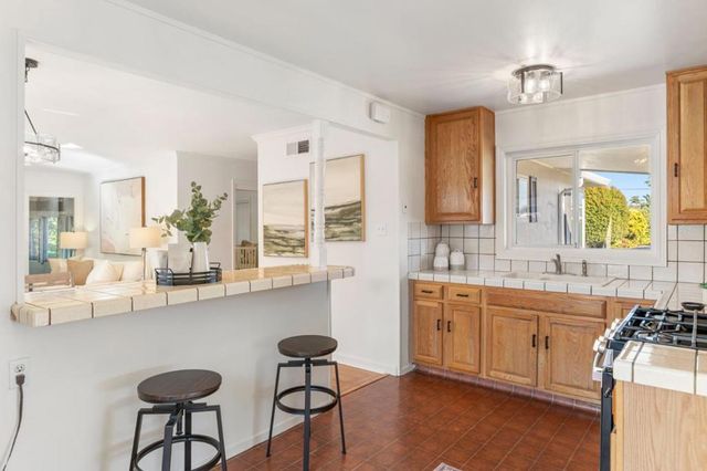 1695 Mckinley Street, San Mateo, CA 94403