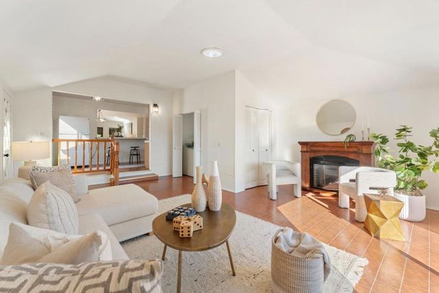 1695 Mckinley Street, San Mateo, CA 94403
