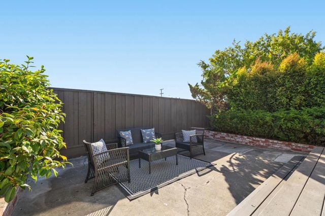 1695 Mckinley Street, San Mateo, CA 94403
