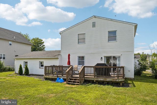 108 N MIDLAND AVE, Norristown, PA 19403