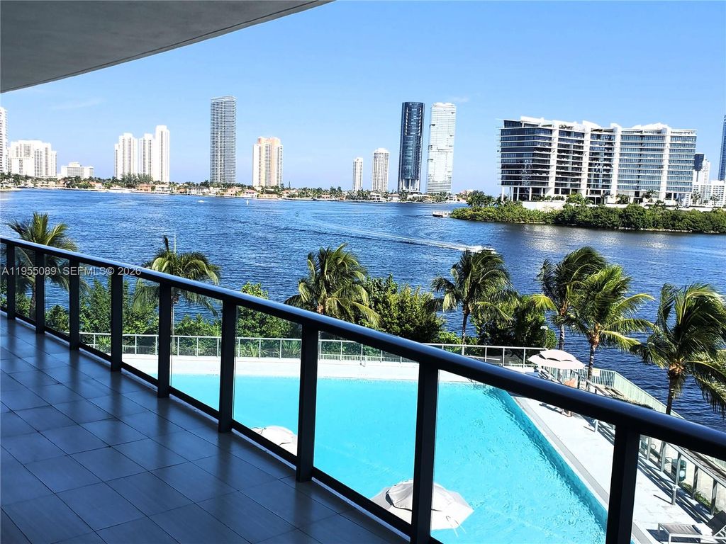 3300 NE 188th Street 315, Aventura, FL 33180