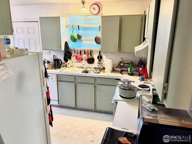 2 Durian Ct 2, Longmont, CO 80503