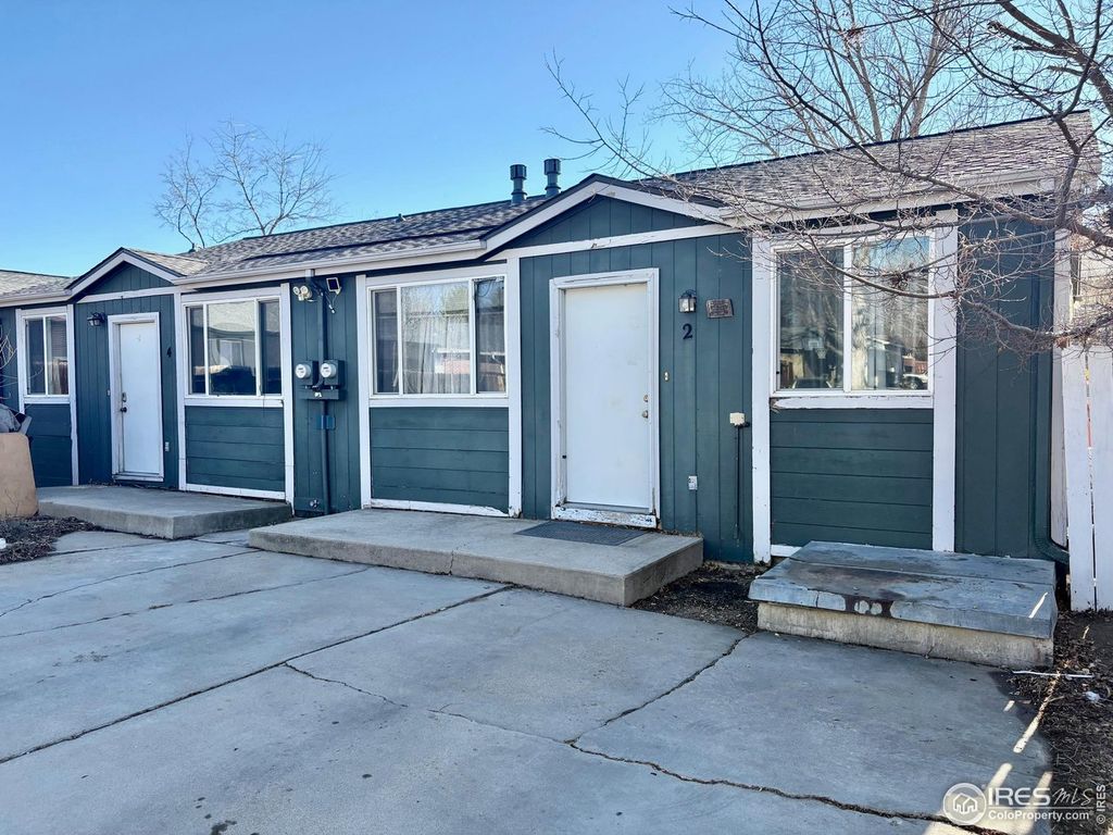 2 Durian Ct 2, Longmont, CO 80503