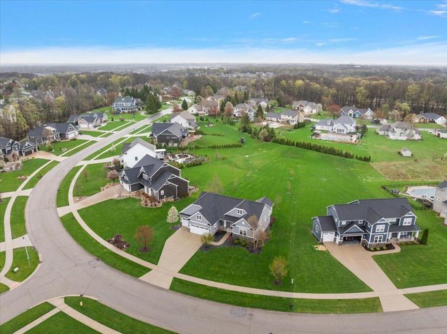 5734 Stonebridge Drive, Georgetown Twp, MI 49418