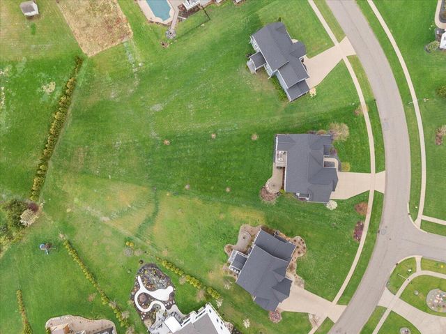 5734 Stonebridge Drive, Georgetown Twp, MI 49418