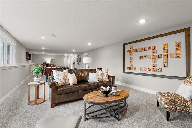 5734 Stonebridge Drive, Georgetown Twp, MI 49418