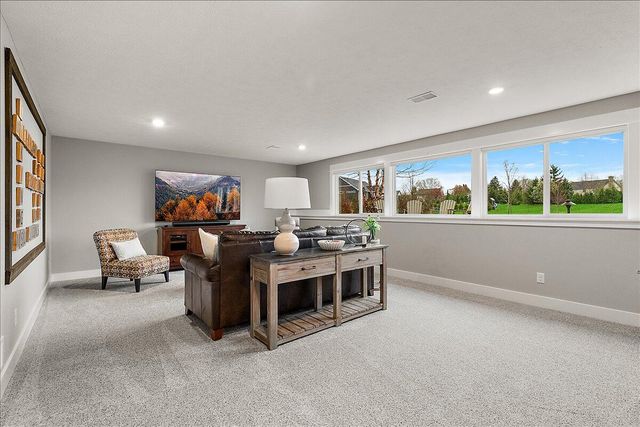 5734 Stonebridge Drive, Georgetown Twp, MI 49418