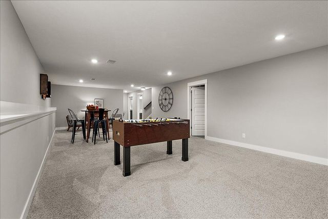 5734 Stonebridge Drive, Georgetown Twp, MI 49418
