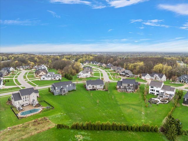 5734 Stonebridge Drive, Georgetown Twp, MI 49418