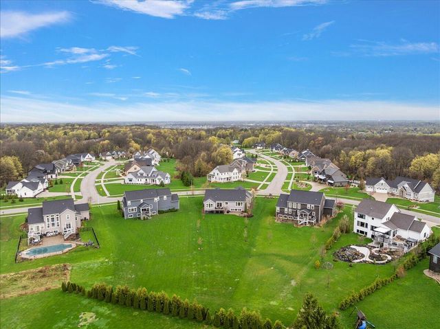 5734 Stonebridge Drive, Georgetown Twp, MI 49418