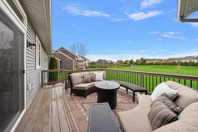 5734 Stonebridge Drive, Georgetown Twp, MI 49418