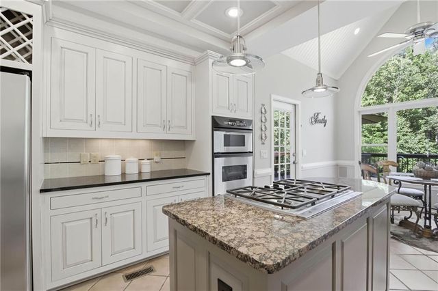 914 Autumn Path Way, Snellville, GA 30078