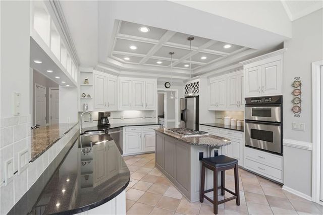 914 Autumn Path Way, Snellville, GA 30078