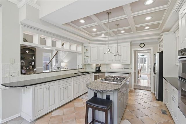 914 Autumn Path Way, Snellville, GA 30078