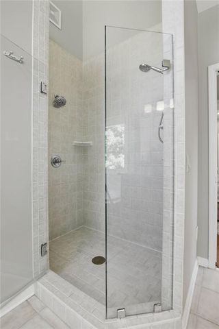 914 Autumn Path Way, Snellville, GA 30078