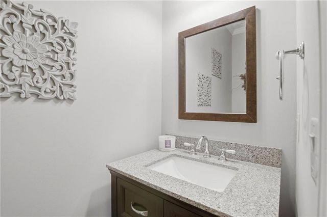 914 Autumn Path Way, Snellville, GA 30078