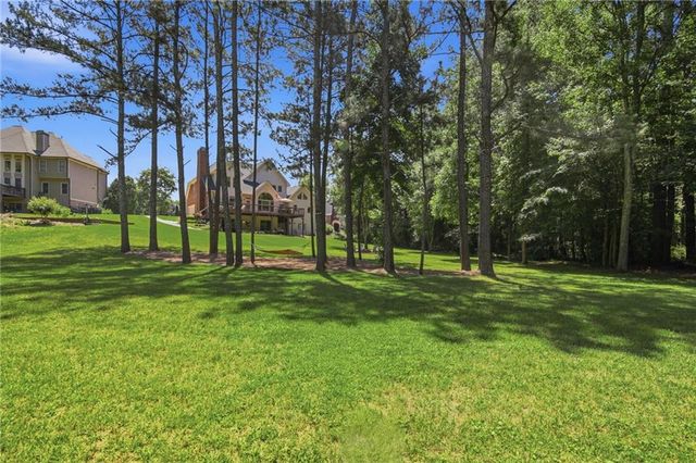 914 Autumn Path Way, Snellville, GA 30078