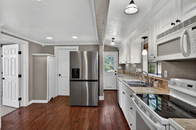 715 W Munson Street, Denison, TX 75020